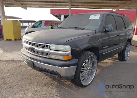 2001 Chevrolet Tahoe Ls z USA, uszkodzony, nr VIN 1GNEC13T41R215149